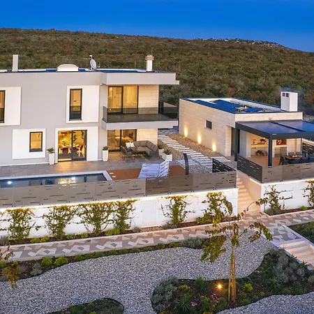 Hébergement de vacances My Dalmatia - Luxury With Private Heated Pool, Sea View Terrace And Gym *