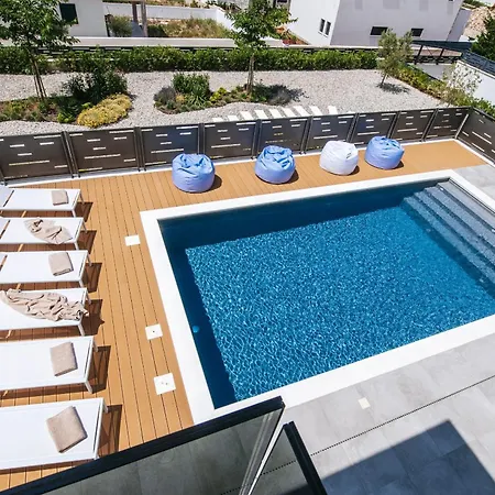 Hébergement de vacances My Dalmatia - Luxury With Private Heated Pool, Sea View Terrace And Gym Debeljak