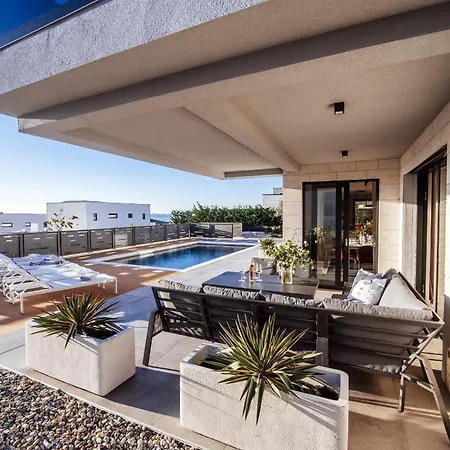 Hébergement de vacances My Dalmatia - Luxury With Private Heated Pool, Sea View Terrace And Gym *