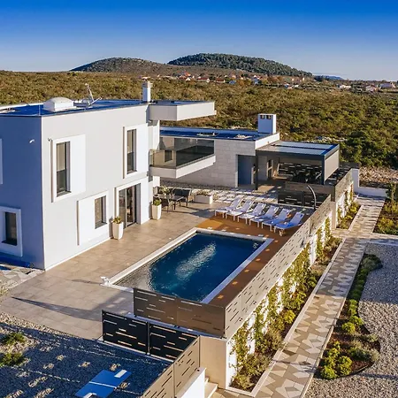 My Dalmatia - Luxury With Private Heated Pool, Sea View Terrace And Gym Σπίτι διακοπών *