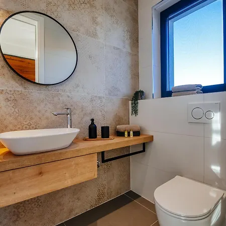 My Dalmatia - Luxury With Private Heated Pool, Sea View Terrace And Gym Debeljak